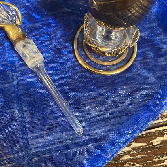 Vintage purple / gold perfume bottle with dabber - Picture 7 of 11